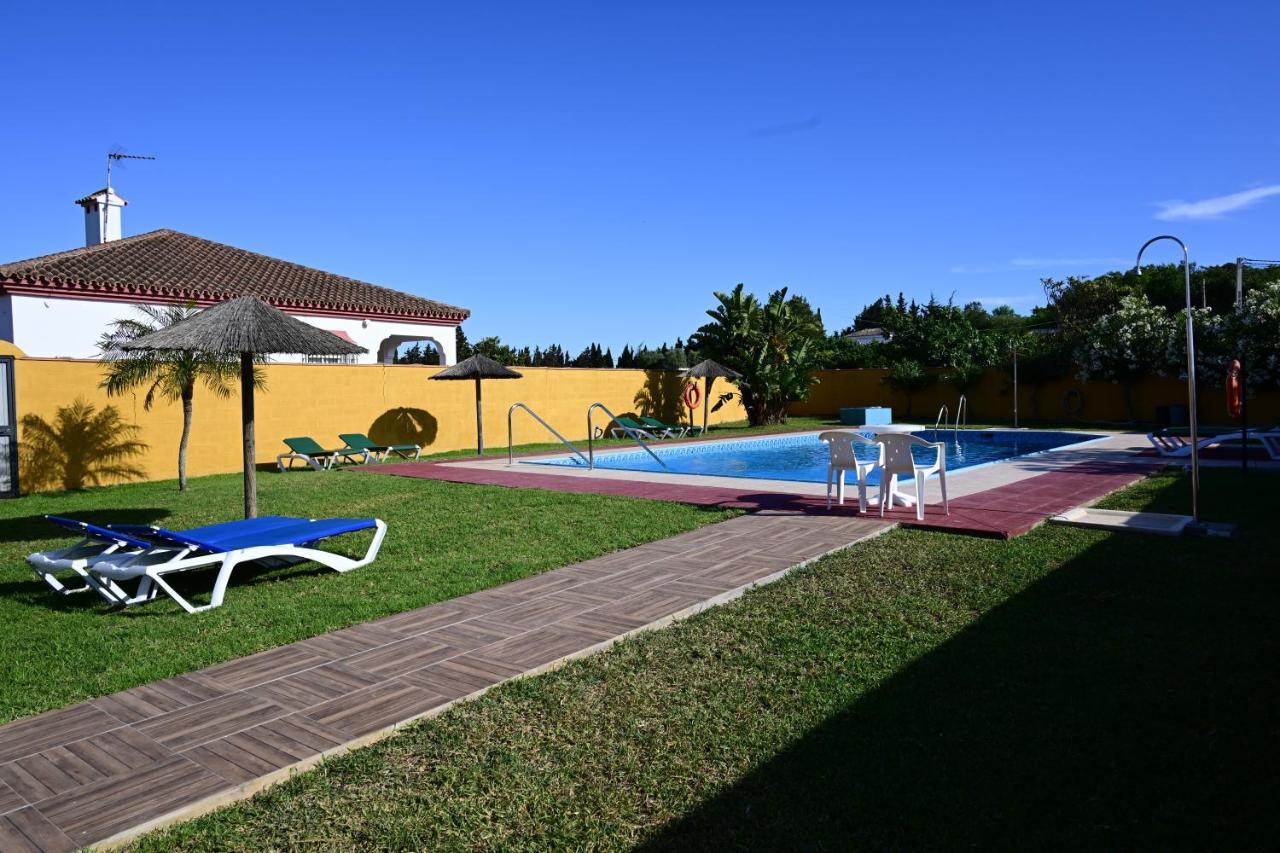 Hostal Del Faro コニル・デ・ラ・フロンテラ エクステリア 写真